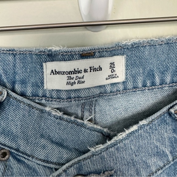 Abercrombie & Fitch The Dad‎ High Rise Curve Love Crossover Jean Button Fly 25/0 - Picture 3 of 6